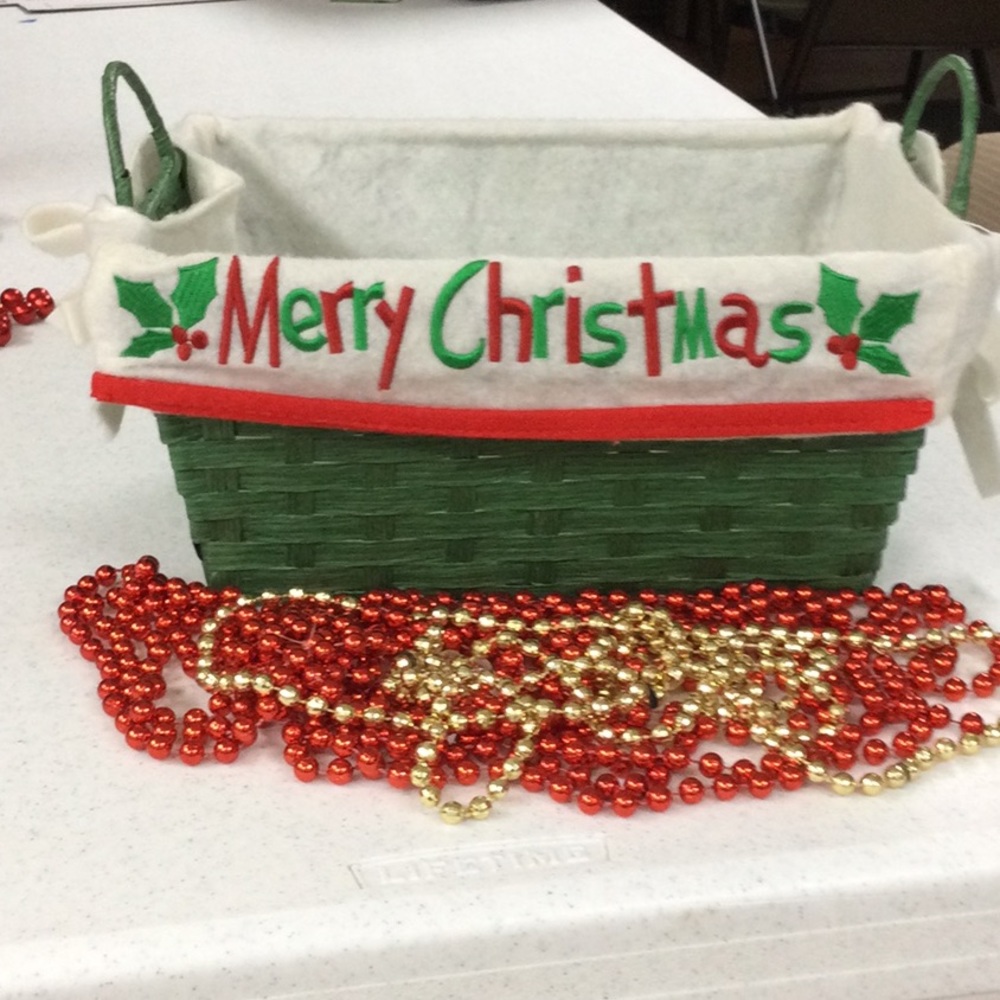 Lovely green basket with removable liner.
